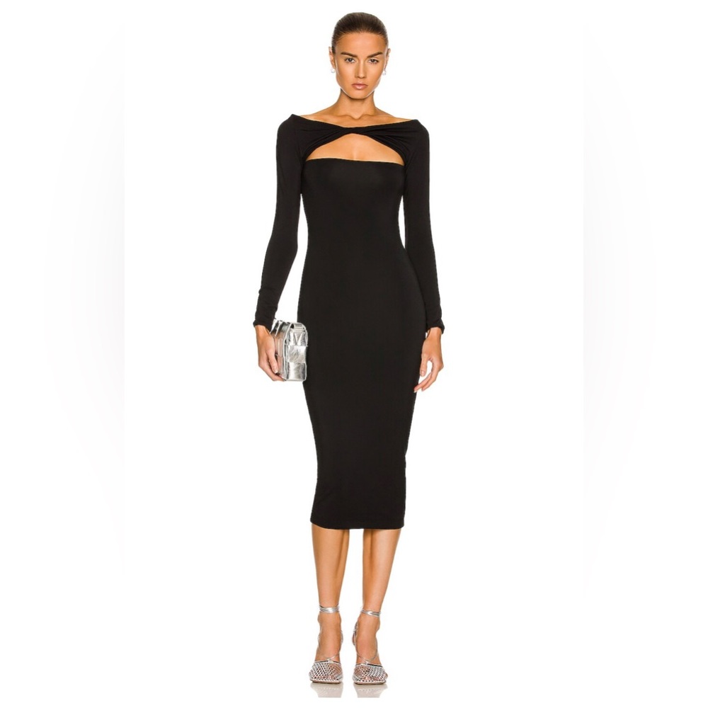 SER.O.YA 
Irene Dress in Black